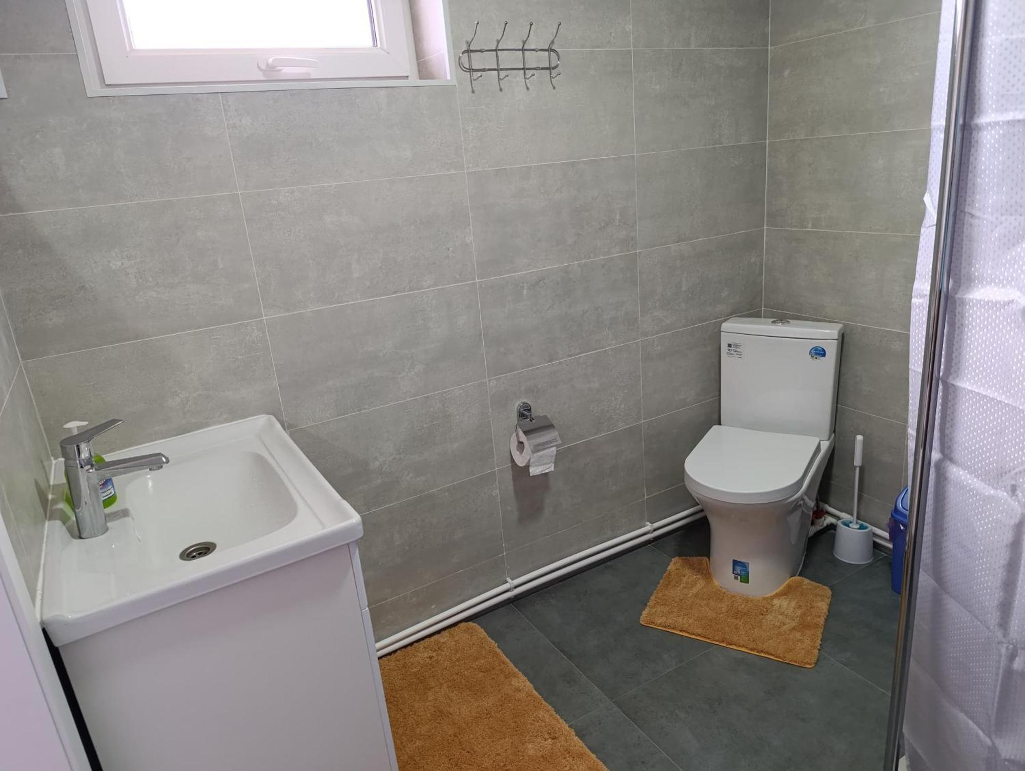 Center Guesthouse Kochkor Екстер'єр фото